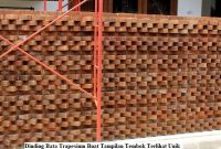 Dinding Bata Trapesium Buat Tampilan Tembok Terlihat Unik